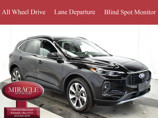 Used 2024 Ford Escape Platinum image 1
