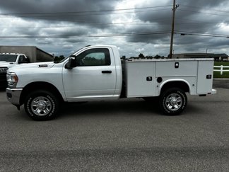 Used 2023 RAM 3500 Tradesman image 1