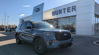 Used 2025 Ford Explorer ST-Line w/ Premium Package image 1