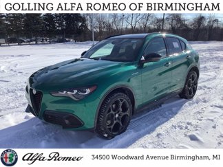 New 2025 Alfa Romeo Stelvio Sprint image 1