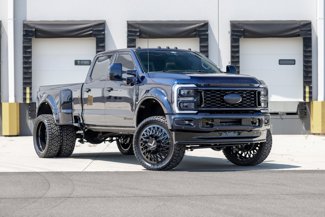 Used 2025 Ford F450 Platinum image 1