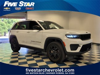 Used 2024 Jeep Grand Cherokee Altitude video 1