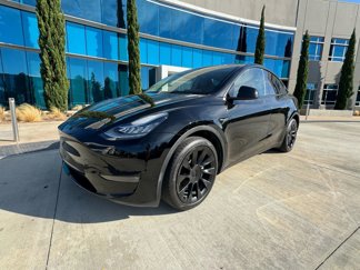 Used 2023 Tesla Model Y Long Range image 1