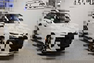 New 2025 BMW 760i xDrive image 1