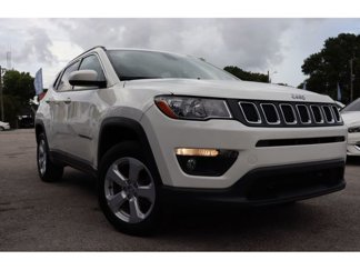 Used 2021 Jeep Compass Latitude image 1