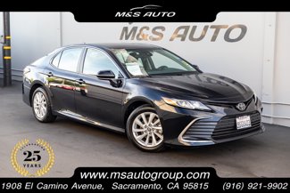 Used 2024 Toyota Camry LE image 1