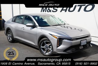 Used 2025 Kia K4 LXS image 1