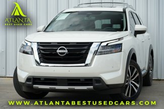 Used 2024 Nissan Pathfinder Platinum w/ Lighting Package (N92) image 1