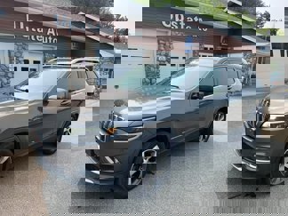 Used 2019 Jeep Cherokee Limited image 1