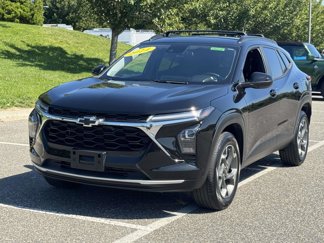 Used 2024 Chevrolet Trax LT w/ Driver Confidence Package image 1