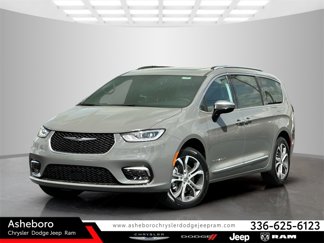 New 2025 Chrysler Pacifica Pinnacle image 1