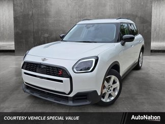 Used 2025 MINI Cooper Countryman S w/ Comfort Package Max image 1
