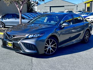 Used 2023 Toyota Camry SE image 1