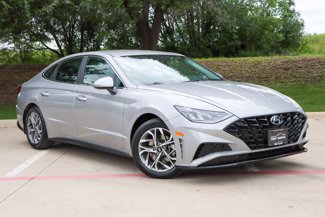 Used 2023 Hyundai Sonata SEL w/ Winter Weather Package image 1