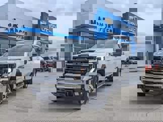 New 2025 GMC Sierra 3500 SLT w/ SLT Premium Package image 1