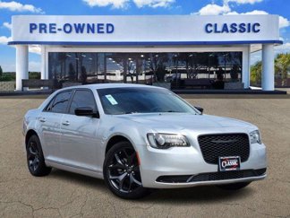 Used 2023 Chrysler 300 Touring w/ Sport Appearance Package image 1