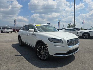 Used 2023 Lincoln Nautilus Reserve image 1