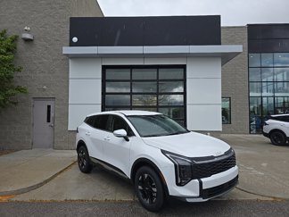 New 2026 Kia Sportage LX image 1
