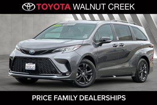 Certified 2025 Toyota Sienna XSE image 1