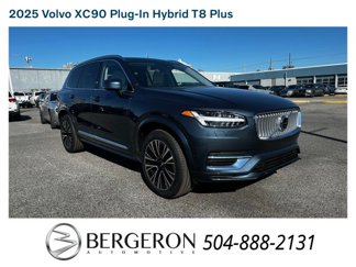 New 2025 Volvo XC90 T8 Plus image 1