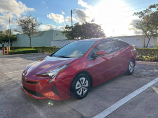 Used 2018 Toyota Prius Two image 1