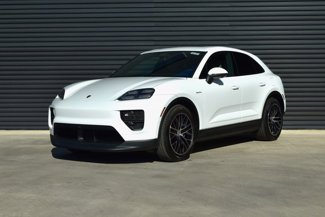 Certified 2025 Porsche Macan 4 Electric image 1