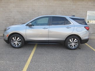 Used 2023 Chevrolet Equinox LT image 1