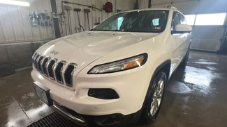 Used 2017 Jeep Cherokee Limited w/ Technology Group image 1