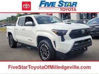 New 2025 Toyota Tacoma TRD Sport image 1