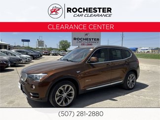 Used 2017 BMW X3 xDrive28i image 1