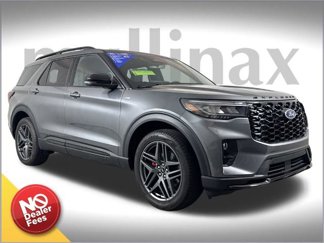 Certified 2025 Ford Explorer ST-Line w/ Premium Package image 1