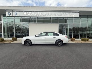 New 2025 BMW 740i xDrive w/ Premium Package image 1