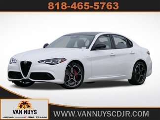 New 2025 Alfa Romeo Giulia AWD image 1