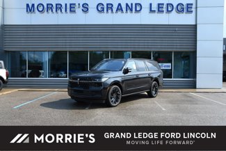 New 2025 Lincoln Navigator L Reserve w/ Jet Appearance Package image 1