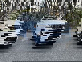 New 2025 Jeep Compass Limited w/ High Altitude Package image 1