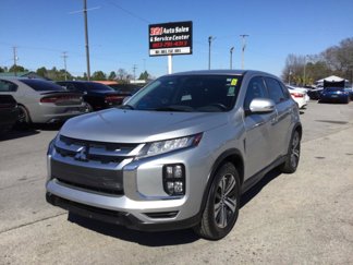 Used 2021 Mitsubishi Outlander Sport SE image 1