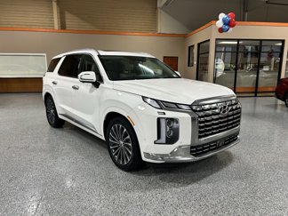 Used 2024 Hyundai Palisade Calligraphy image 1
