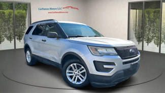 Used 2017 Ford Explorer FWD image 1