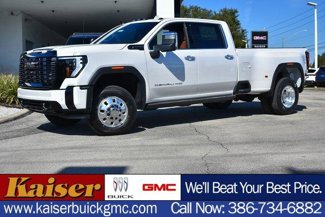 New 2025 GMC Sierra 3500 Denali Ultimate image 1