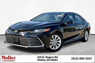 Used 2024 Toyota Camry LE image 1