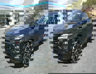 New 2025 Chevrolet Trax RS image 1