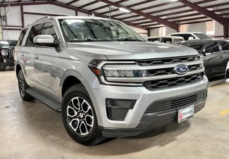 Used 2024 Ford Expedition XLT image 1