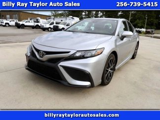 Used 2024 Toyota Camry SE image 1
