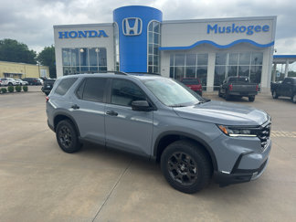 New 2025 Honda Pilot TrailSport image 1