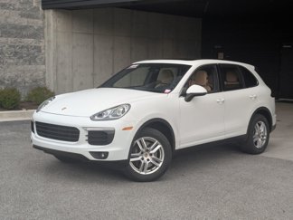 Used 2016 Porsche Cayenne image 1