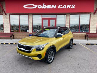 Used 2023 Kia Seltos S w/ Navigation Package image 1