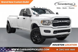 Used 2024 RAM 3500 Tradesman w/ Chrome Appearance Group image 1