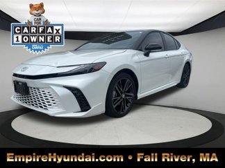 Used 2025 Toyota Camry XSE image 1
