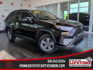 Used 2022 Toyota RAV4 XLE w/ Convenience Package image 1