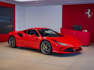 Used 2022 Ferrari F8 Tributo image 1